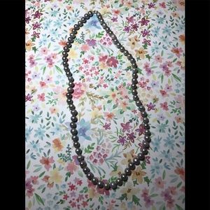 Beautiful string of Silver/Gray Freshwater Pearls NWOT‎